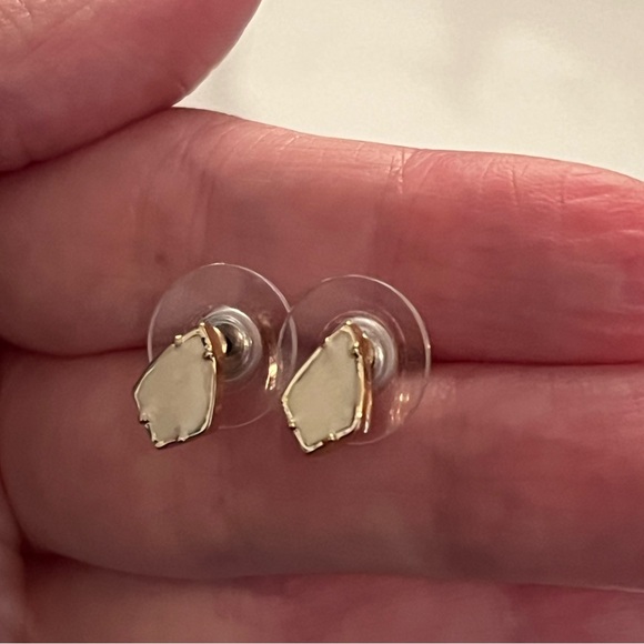 Dainty White Stud Earrings - Picture 3 of 4